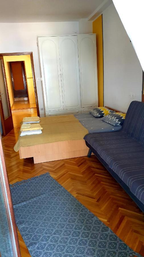 Apartmani Dea Jadranovo Exterior photo