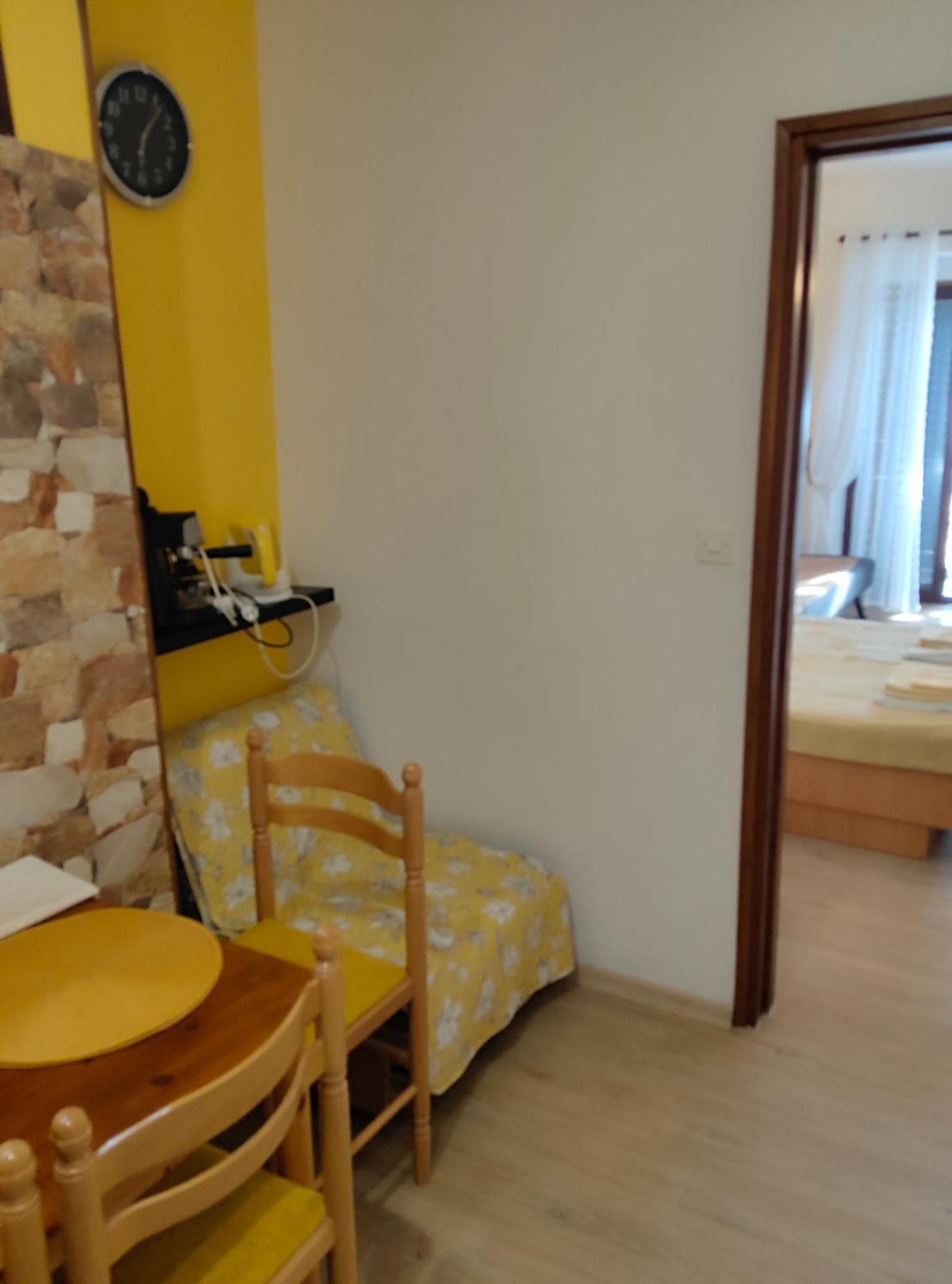 Apartmani Dea Jadranovo Exterior photo