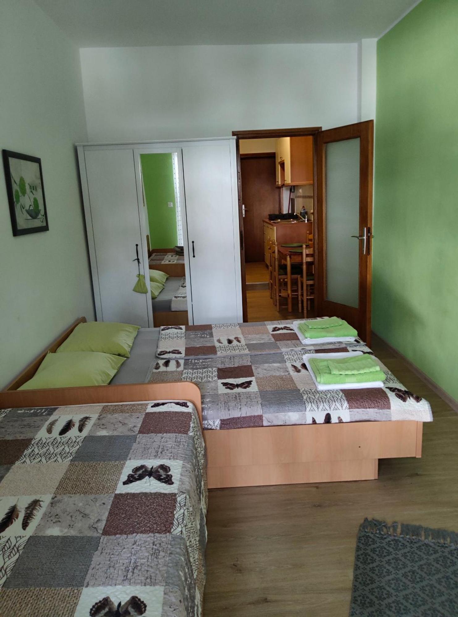 Apartmani Dea Jadranovo Exterior photo
