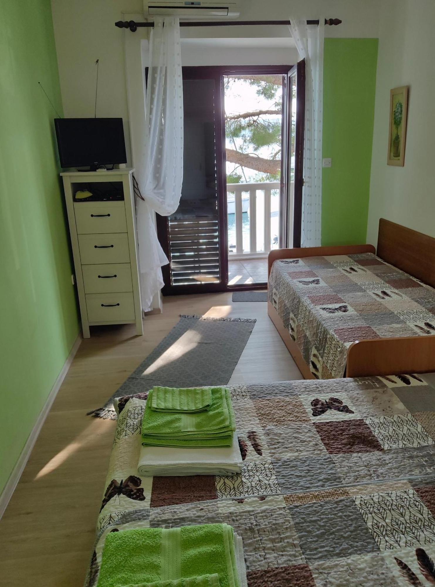 Apartmani Dea Jadranovo Exterior photo