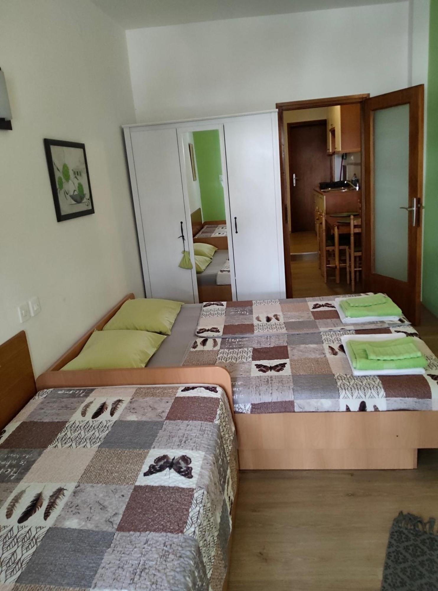 Apartmani Dea Jadranovo Exterior photo